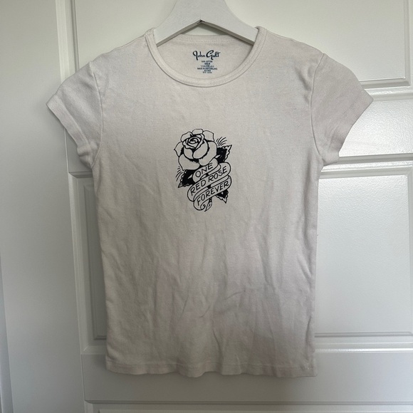 Brandy Melville White Short Sleeve Tee with Black Graphic - Picture 1 of 2